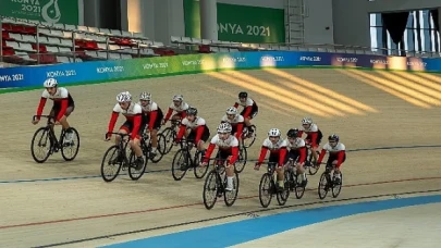 Türkiye Bisiklet Federasyonu Konya Olimpik Velodromunda Pist Bisikleti Temel Eğitim Programı