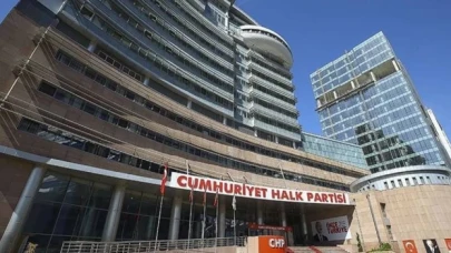 CHP'de 3'ü büyükşehir 4 il ile 11 ilçenin daha adayı beli oldu