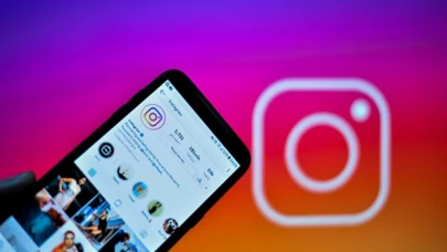 Facebook ve Instagram tüm sahte yapay zeka görsellerini etiketleyecek