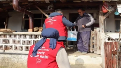 İzmit Belediyesi Çınar Ekibi çalışmalarını sürdürüyor