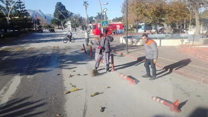 Kemer genelinde temizlik çalışmaları