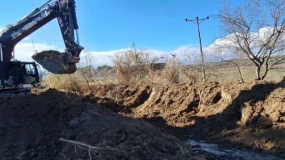 MASKİ’den Dibekdere Mahallesi’nde dere temizliği