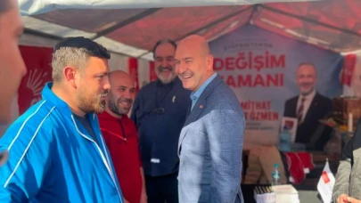 Süleyman Soylu, CHP'nin standını ziyaret etti