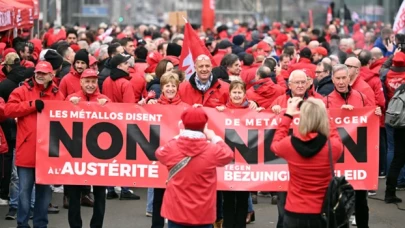 Brüksel'de işçiler kemer sıkma politikalarını protesto etti