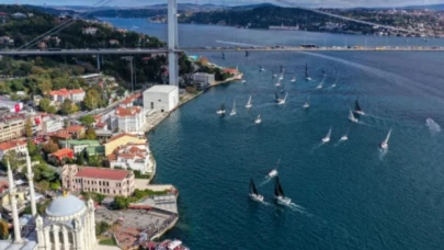 İstanbul Boğazı'nda gemi trafiği çift yönde askıya alındı