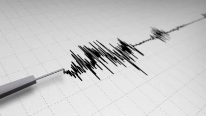 Akdeniz'de 4 büyüklüğünde deprem