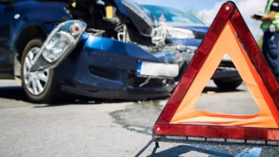 Basın Ekspres Yolu'nda trafik kazası: Yaralılar var