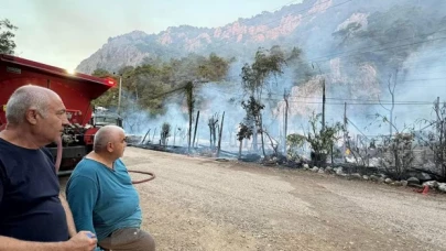 Olimpos'taki ünlü "Kadir'in Ağaç Evleri" tamamen yandı