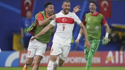 Cenk Tosun Fenerbahçe’ye çok yakın!