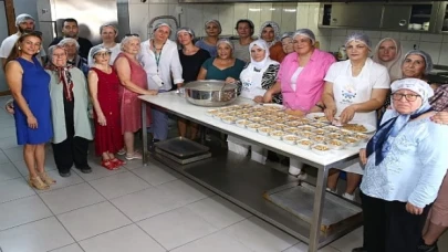 Çiğlili Kadınlar Aşure Atölyesinde Buluştu