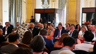 Ekrem İmamoğlu, Paris Belediye Başkanı Anne Hidalgo’nun ev sahipliğinde düzenlenen Ekolojik Geçiş için Belediye Başkanları Zirvesi’nde konuştu