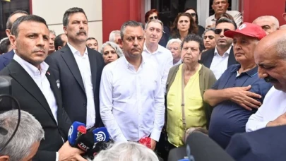 Özgür Özel: Ailelerin ve bizim ortak talebimiz Madımak'ın Utanç Müzesi olmasıdır; insanlığa suç kararı verilene kadar verilen hiçbir kararı tanımıyoruz