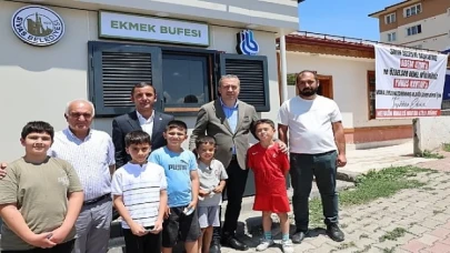 Sivas Belediyesi, mahalle sakinlerinin talebi üzerine Tuzlugöl ve Meraküm Mahallelerine yeni ekmek satış büfeleri kazandırdı