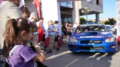 Türkiye otomobil sporları tarihinin en önemli yarışlarından biri olan Hitit Rallisi, 3 yıllık aradan sonra 48. kez Keçiören’de verilen startla başladı