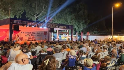 Aydın Büyükşehir Belediyesi’nin Aydın genelinde düzenlediği “Yaz Konserleri” etkinliği dün akşam Didim Akbük Limanı’nda gerçekleştirildi