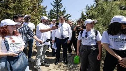 Başkan Tugay’dan yanan alanlarda saha mesaisi “Yangından zarar gören alanlarımızı Yeşil İzmir Gönüllülerimizle geri kazanacağız”