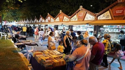 Beylikdüzü Sahaf Söyleşileri “Koku ve Kültür”le Sona Erdi