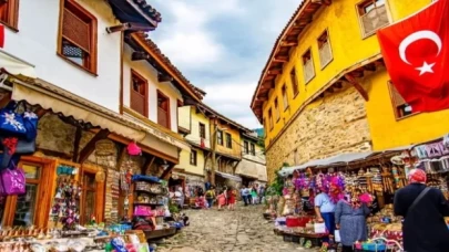 Bursa, turistlerin ilgi odağı olmaya devam ediyor