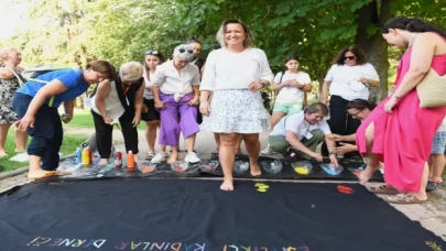 Bursalı kadınlar eşitlik ve özgürlük için Osmangazi’de hem eğlendi, hem öğrendi