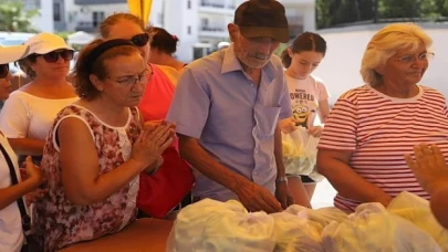 Didim Belediyesi tarafından yetiştirilen sebzeler vatandaşlara ücretsiz olarak dağıtıldı