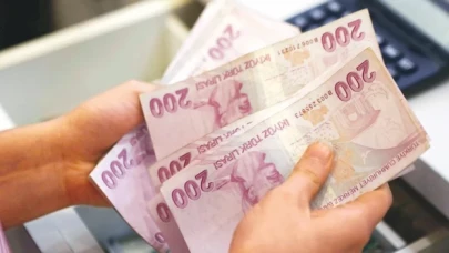 En düşük emekli maaşı 12 bin 500 lira oldu