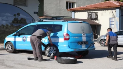 Eskişehir’de zabıta araçlarına bıçaklı saldırı!