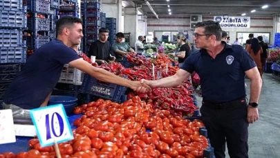 Kemalpaşa Belediyesi Zabıt Ekiplerinden Pazaryeri ve Fırın Denetimi