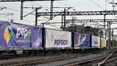 PepsiCo, Türkiye’de elektrikli tren ile hızlı tüketim sektöründe gıda taşımacılığı gerçekleştiren ilk şirket oldu