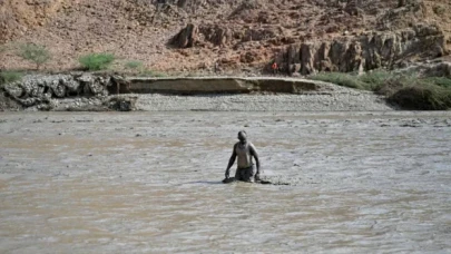 Sudan’da savaştan zarar gören baraj şiddetli yağışlar sebebiyle patladı, 60 kişi hayatını kaybetti