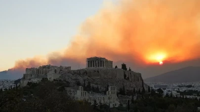 Türkiye, Atina yakınlarındaki yangın için Yunanistan'a yardım teklif etti