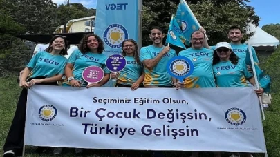 Yüzücüler TEGV’li çocuklara eğitim desteği için yarıştı