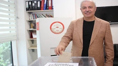 AK Parti Karşıyaka İlçe Başkanı Av. Selahattin KÖSE 8. Olağan İlçe Delege seçimlerini büyük bir katılım ve coşku ile tamamladıklarını söyledi.