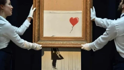 Banksy'nin "Balonlu Kız" eseri Londra'da bulundu