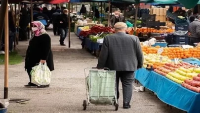 Bursa garaj mahallelerinde pazar alanı sorunu bitmek bilmiyor