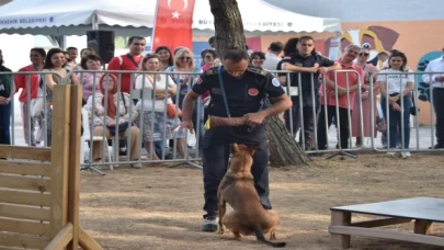 Bursa’da Halk Sağlığı Haftası’nda ’sokak hayvanları’ konuşuldu