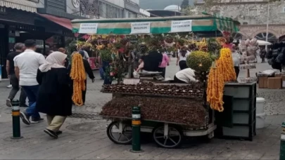 Bursa’da sokakta kestane kebabı kültürü canlılığını koruyor