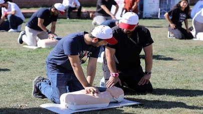 Çankaya’da Dünya İlk Yardım Günü’nde farkındalık eğitimi.