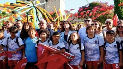 Çeşme Festivali, “90’larda Çeşme” teması ile başladı!