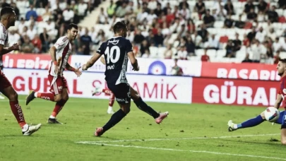 Fenerbahçe, Antalyaspor deplasmanında 2 farkla galip geldi