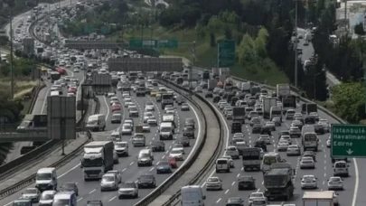 İstanbul'da bazı yollar trafiğe kapatıldı