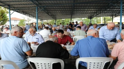 İzmit’te geleneksel mevlit programı