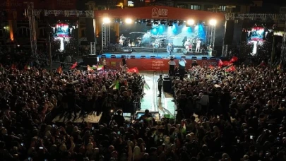 Maher Zain, Uluslararası Konya Mistik Müzik Festivali’nde Konyalılarla Buluştu