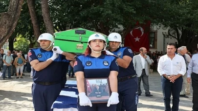 Muğla Büyükşehir Belediyesi Zabıta Daire Başkanlığı görevinde iken vefat eden Şevket Gülen için Büyükşehir Belediyesi Hizmet binasında tören düzenlendi.