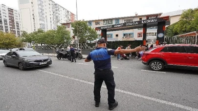 Zabıta ekipleri öğrenciler için görev başında