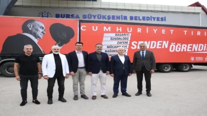 29 Ekim coşkusu Bursa’yı sarıyor