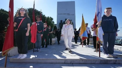 Başkan Dedetaş, 29 Ekim Cumhuriyet Bayramı Dolayısıyla Personeliyle Bayramlaştı