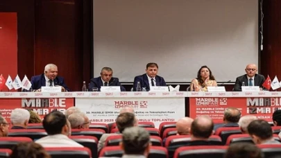 Başkan Tugay mermer sektörünün temsilcileriyle buluştu İzmir MARBLE 2025’e hazırlanıyor