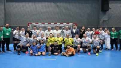 Bursa Büyükşehir EHF Avrupa Kupası’nda turladı!