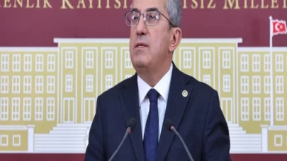 CHP’li Günaydın’dan gözaltı açıklaması: Davet etseniz gelmiyor mu?