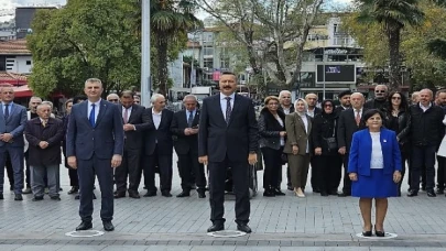 Gölcük’te Muhtarlar Günü törenle kutlandı.